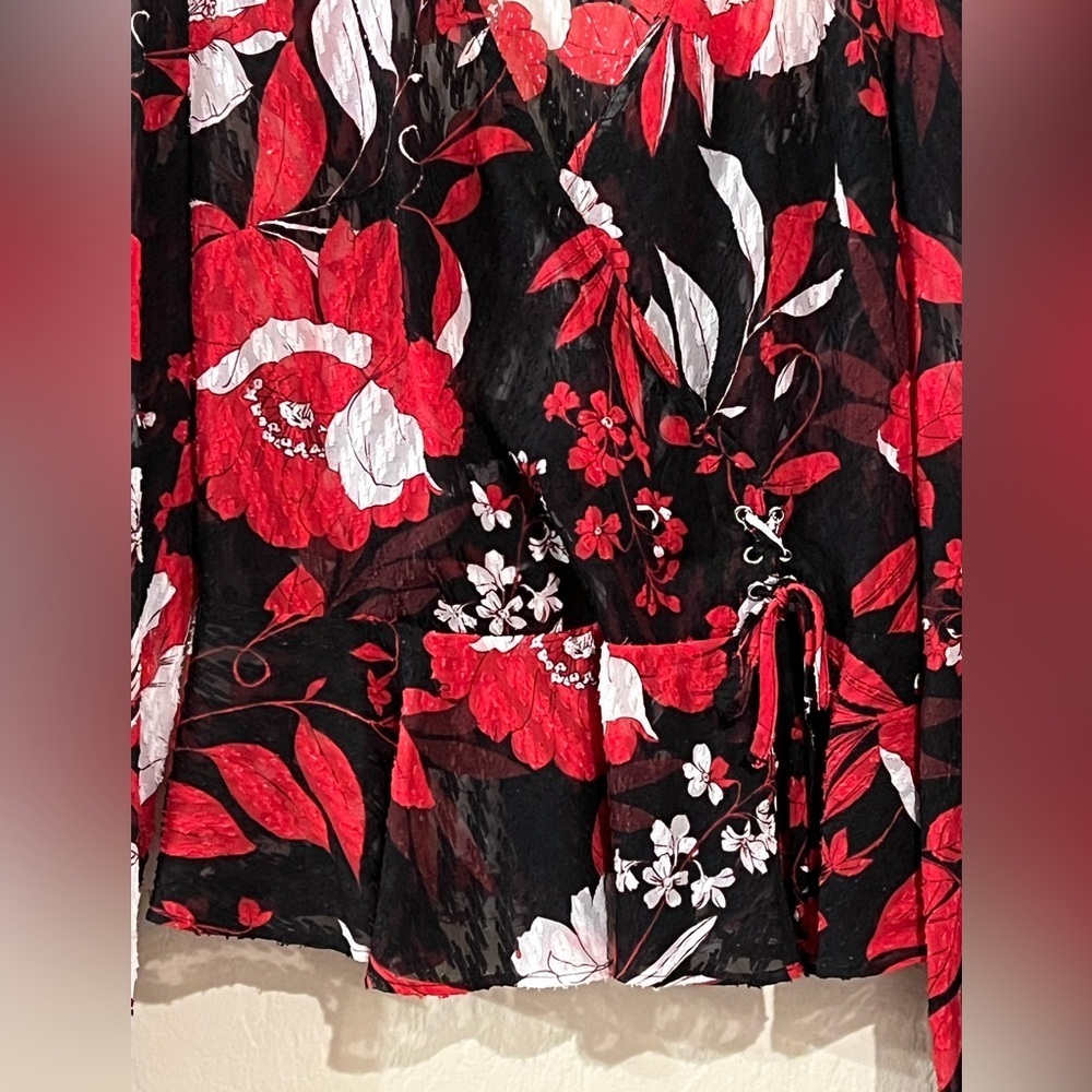 GUESS Marciano Black Red Floral Wrap Ruffle Blouse- Size Small - Picture 2 of 3